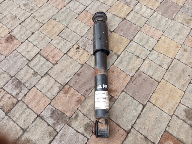 Стійка передня A1633261100 MERCEDES
