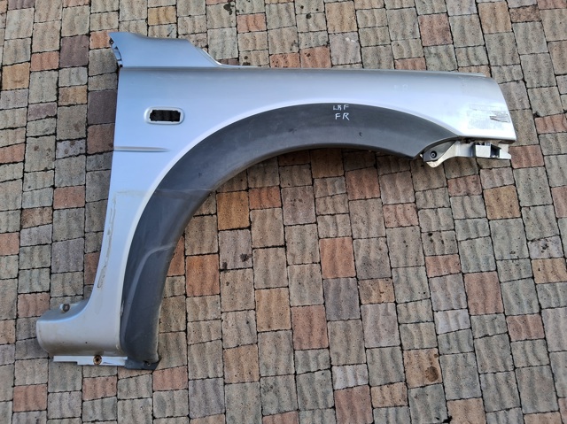 Переднє праве крило ASB490060 LAND ROVER