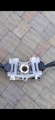 Датчик повороту керма GE6T661B1 MAZDA