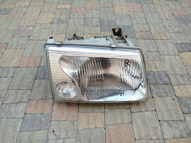 Основна фара - вставка Hyundai Galloper