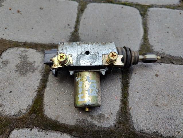 Замок і ручка дверей задка MB112967 MITSUBISHI