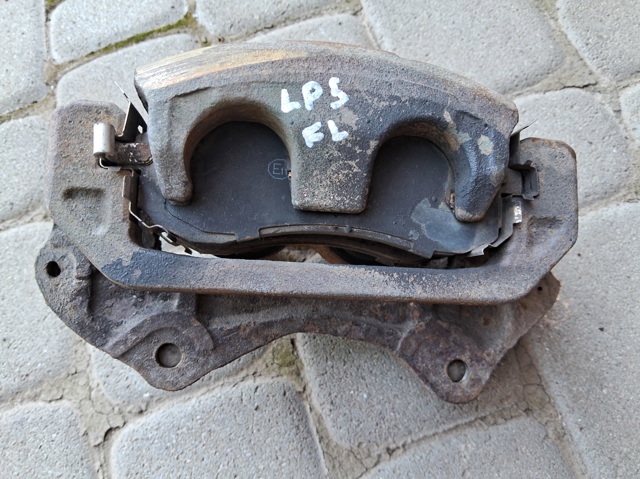 Супорт тормзной MR977362 MITSUBISHI