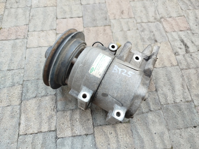 Компресор холодоагенту UH8161450 MAZDA