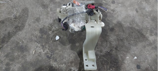 Замок водійських дверей 04589417AH CHRYSLER