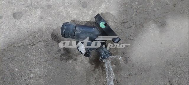Водяний патрубок 07K121133E VAG