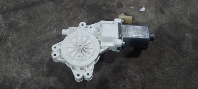 Мотор склопідйомника водійських дверей 68002899AA CHRYSLER