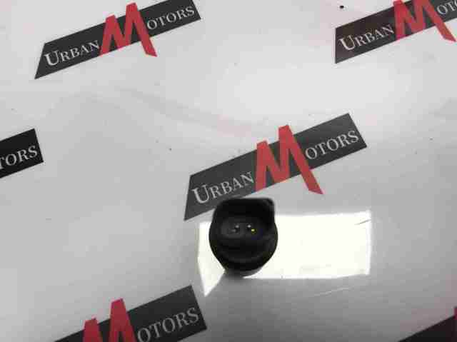 Термодатчик охолоджуючої рідини Volkswagen Crafter 30-35