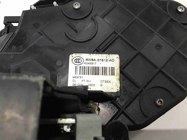 Замок двері правої передньої 6W8A21812AD LAND ROVER