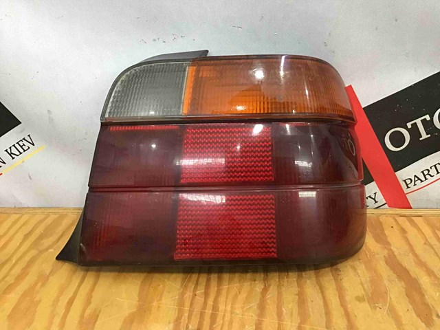 Задня ліва фара 8353810 BMW