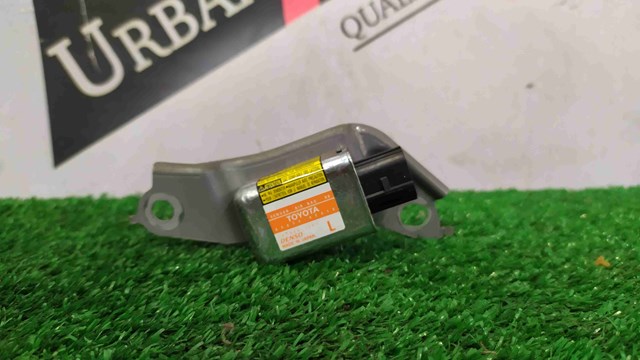 Датчик Айрбег передній 898340E010 TOYOTA