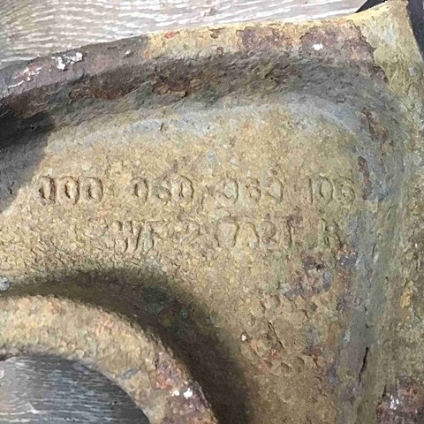 Важіль задньої підвіски нижній, правий A1643500706 MERCEDES