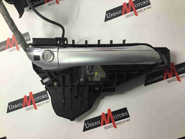 Ручка передньої двері зовнішня права A16476006709775 MERCEDES