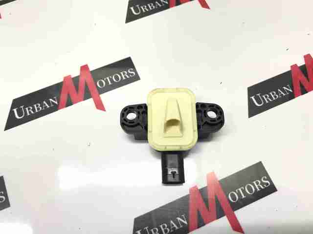 Датчик Айрбег передній A1668210351 MERCEDES