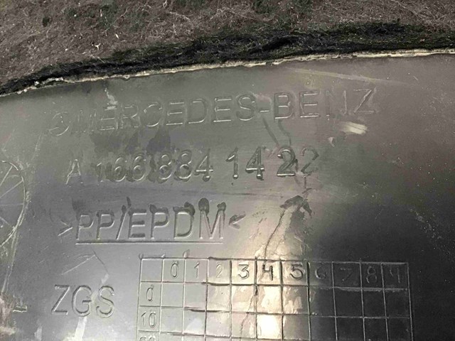 Підкрилок задній правий A1668841422 MERCEDES