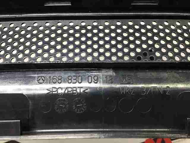 Водостік лобового скла, жабо A1688300918 MERCEDES
