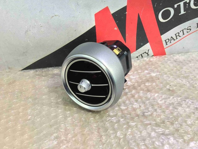 Решітка повітропровода A2058300301 MERCEDES