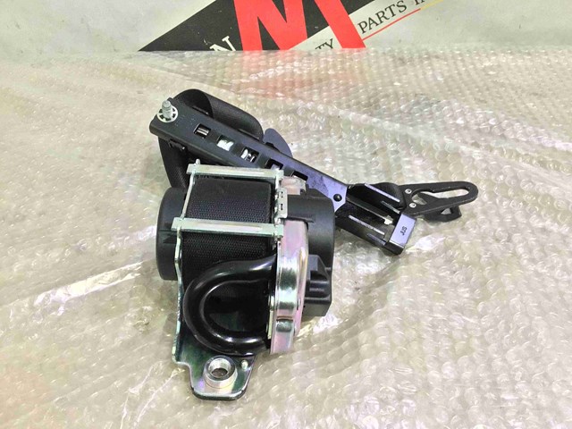 Ремені безпеки A2058600285 MERCEDES