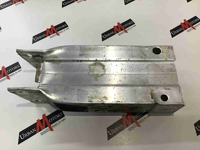 Наповнювач бампера переднього A2126200595 MERCEDES