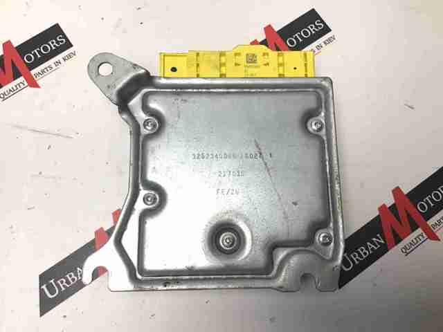 Модуль-процесор керування подушки безпеки A2139007105 MERCEDES