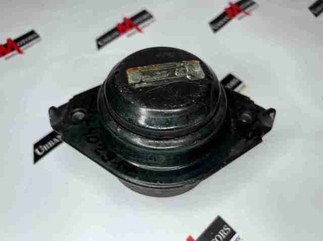 Передня опора двигуна A2512402917 MERCEDES
