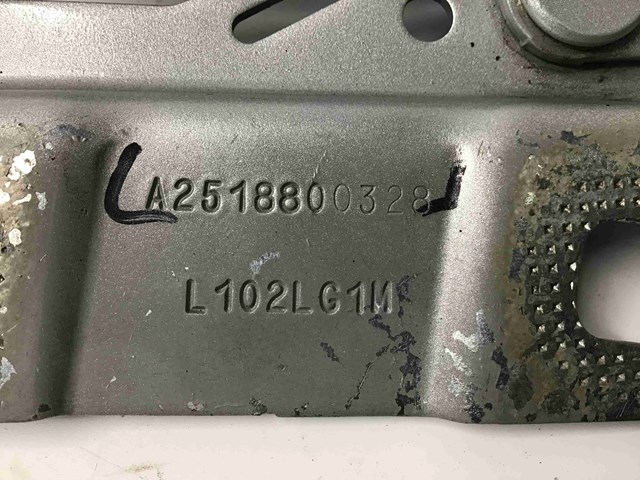 Завіса капота ліва A2518800328 MERCEDES