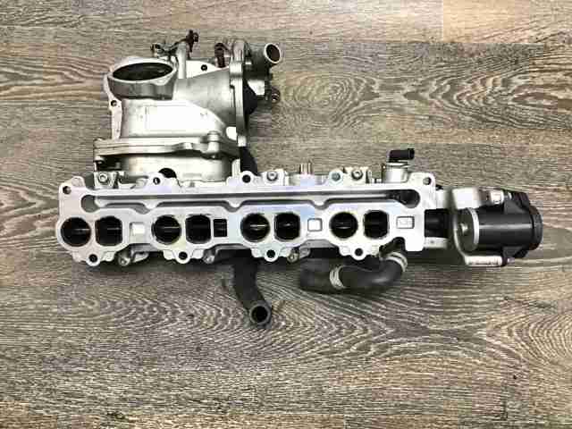 Колектор впускний A6400900337 MERCEDES
