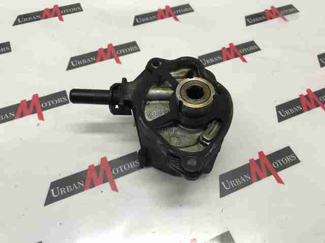 Насос вакуумний A6510900005 MERCEDES