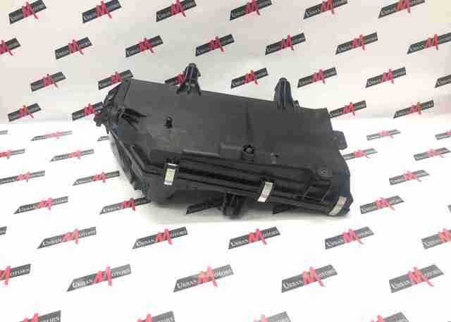 Корпус повітряного фільтра A6540900001 MERCEDES