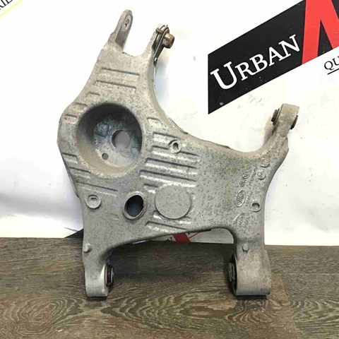 Важіль задньої підвіски нижній, правий HK835B530AF JAGUAR