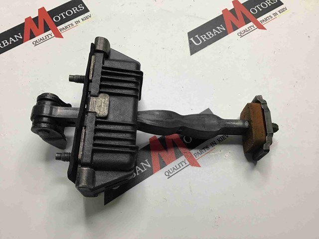 Обмежувач відкриття дверей, передній LR006289 LAND ROVER