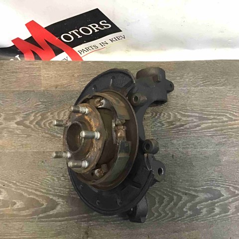 Цапфа поворотного кулака LR006963 LAND ROVER