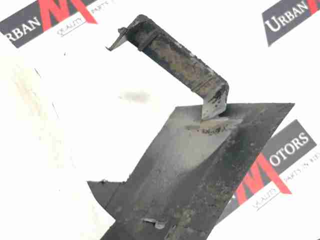 Молдинг переднього лівого крила LR009255 LAND ROVER