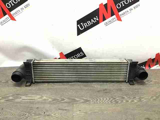 Радіатор интеркуллера LR009802 LAND ROVER