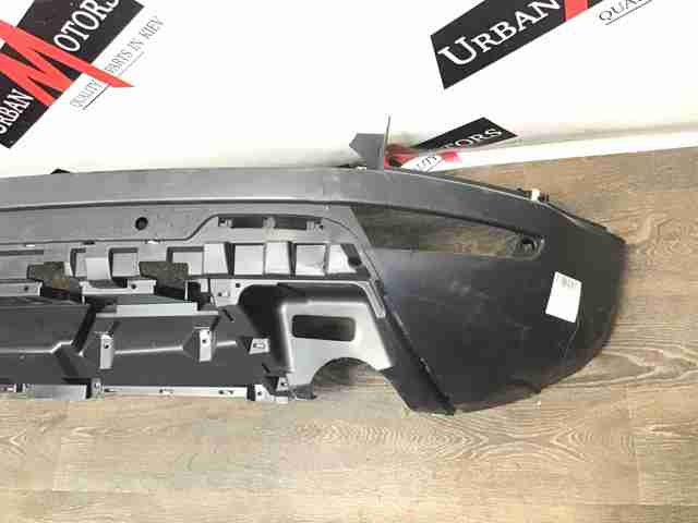 Бампер задній LR026337 LAND ROVER