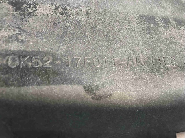 Заглушка бампера буксирувального гака, передня LR038741 LAND ROVER