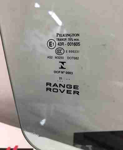 Вікно задніх дверей LR043950 LAND ROVER