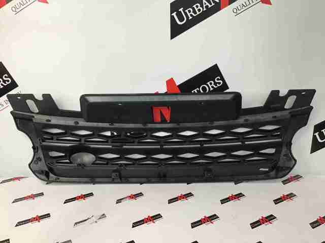 Решітка радіатора LR044119 LAND ROVER