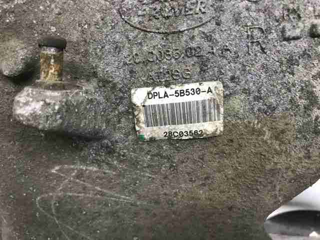 Важіль задньої підвіски нижній, правий LR045789 LAND ROVER