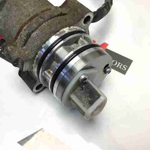 Насос муфти Haldex LR051321 LAND ROVER
