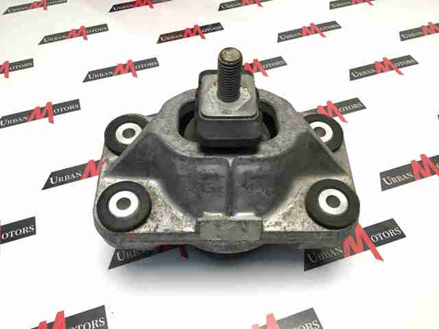 Ліва подушка двигуна LR057815 LAND ROVER