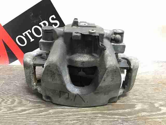 Супорт тормзной LR061370 LAND ROVER