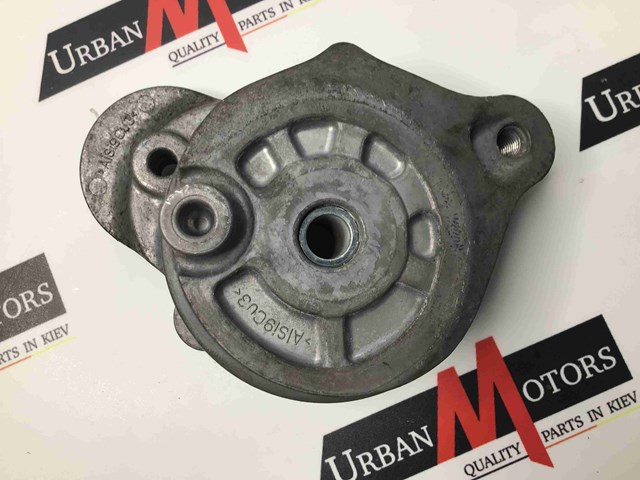Натягувач приводного ременя LR071712 LAND ROVER