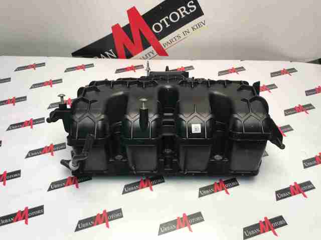 Колектор впускний LR077856 LAND ROVER