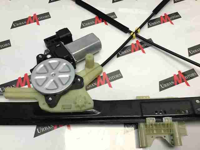 Склопідйомник задніх лівих дверей LR078197 LAND ROVER