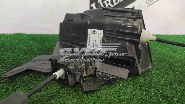 Замок передніх пасажирських дверей LR078709 LAND ROVER