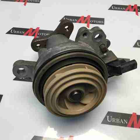 Помпа охолодження LR121418 LAND ROVER
