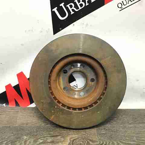 Гальмо дискове переднє LR125902 LAND ROVER