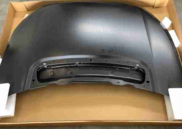 Капот LR133101 LAND ROVER
