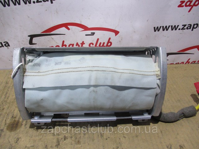 Подушка безопасности (airbag пассажирская) mr381375 (74078504) carisma mitsubishi MR381375