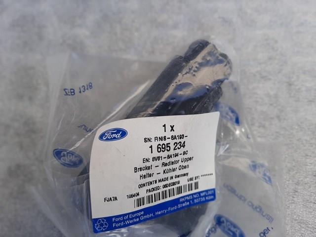 Подушка радіатора охолодження, верхня 1695234 FORD